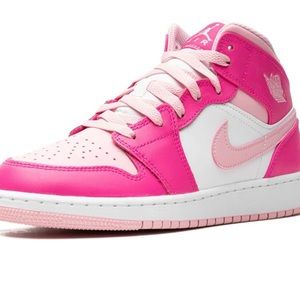 NEW Nike air fierce pink (barbie) Jordan 1 mid
